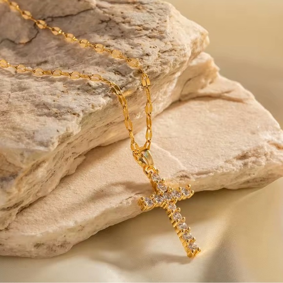 DelicateCubic Zirconia Cross Pendant Necklace Waterproof 18” - Picture 2 of 5